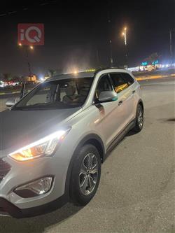 Hyundai Grand Santa Fe